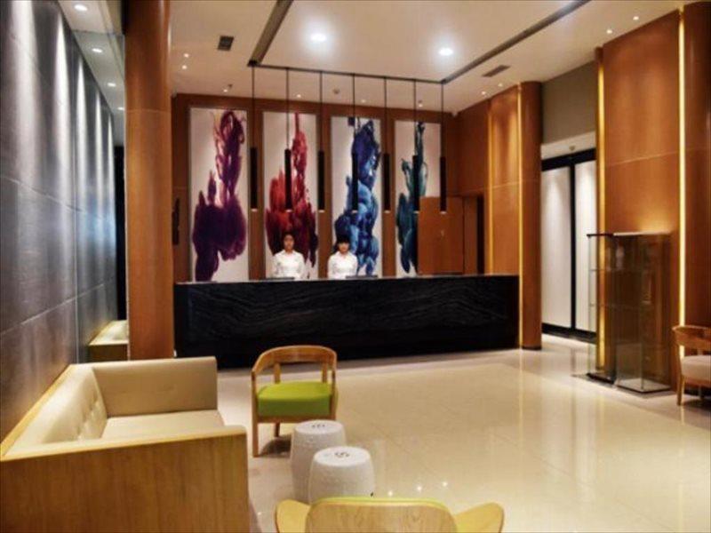 Jinjiang Inn Select Tianshui Railway Station Jindu Plaza Extérieur photo